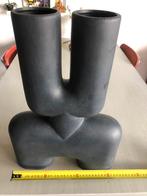 Design vaas Nijhof, Huis en Inrichting, Overige kleuren, Aardewerk of Porselein, Ophalen of Verzenden, Zo goed als nieuw