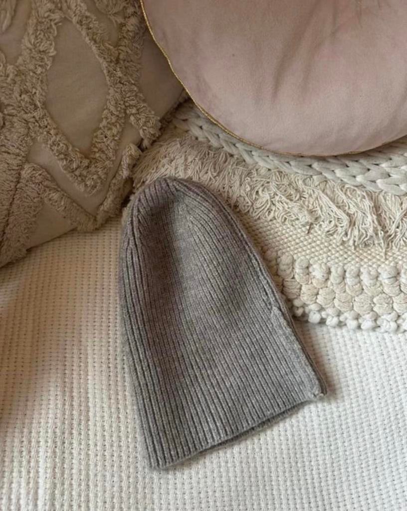 Basic kindermutsje / muts met ribstof - grijs, Kinderen en Baby's, Kinderkleding | Mutsen, Sjaals en Handschoenen, Ophalen of Verzenden