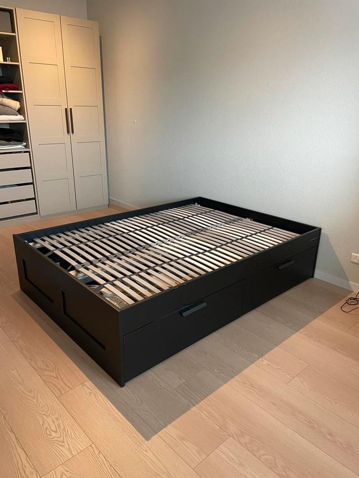 IKEA Brimnes bedframe met lades én lattenbodems 140x200 cm, Huis en Inrichting, Slaapkamer | Bedden, Zo goed als nieuw, Tweepersoons