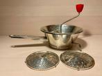 Metalen roerzeef passeerzeef met drie messen., Ophalen of Verzenden, Zo goed als nieuw