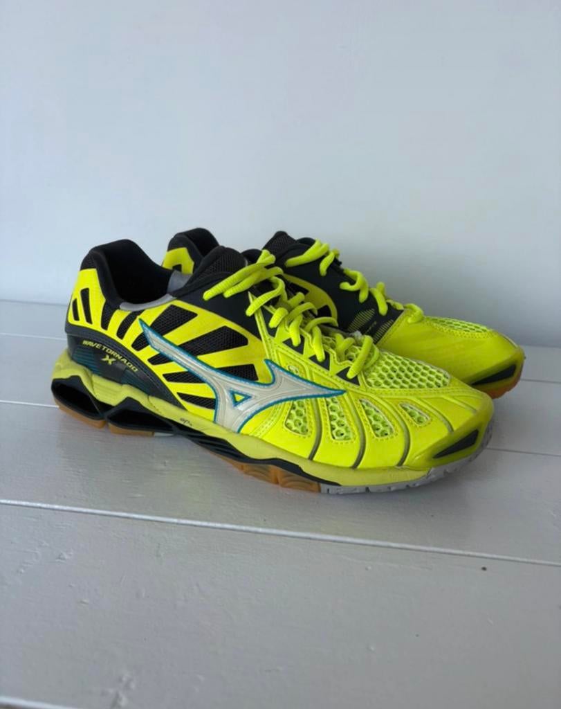 Mizuno Tornado x volleybalschoenen, maat 42,5, Sport en Fitness, Volleybal, Zo goed als nieuw, Schoenen, Ophalen of Verzenden