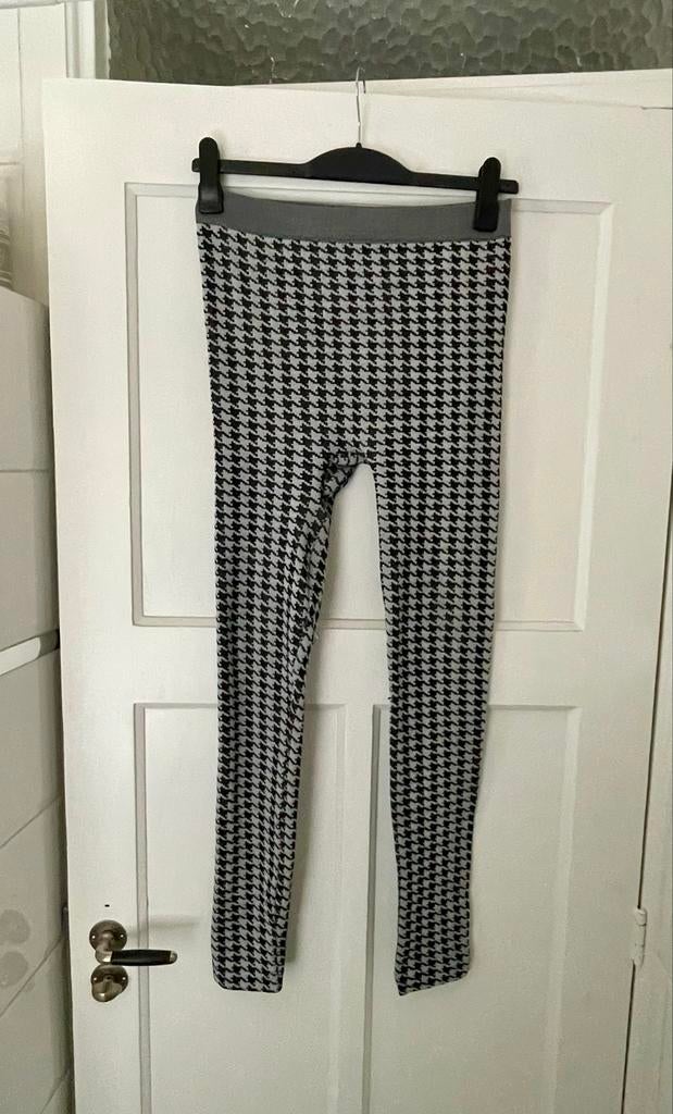 Zwart-witte pied-de-poule legging XL/XXL, Ophalen of Verzenden, Gedragen, Maat 48/52 (XL), Legging