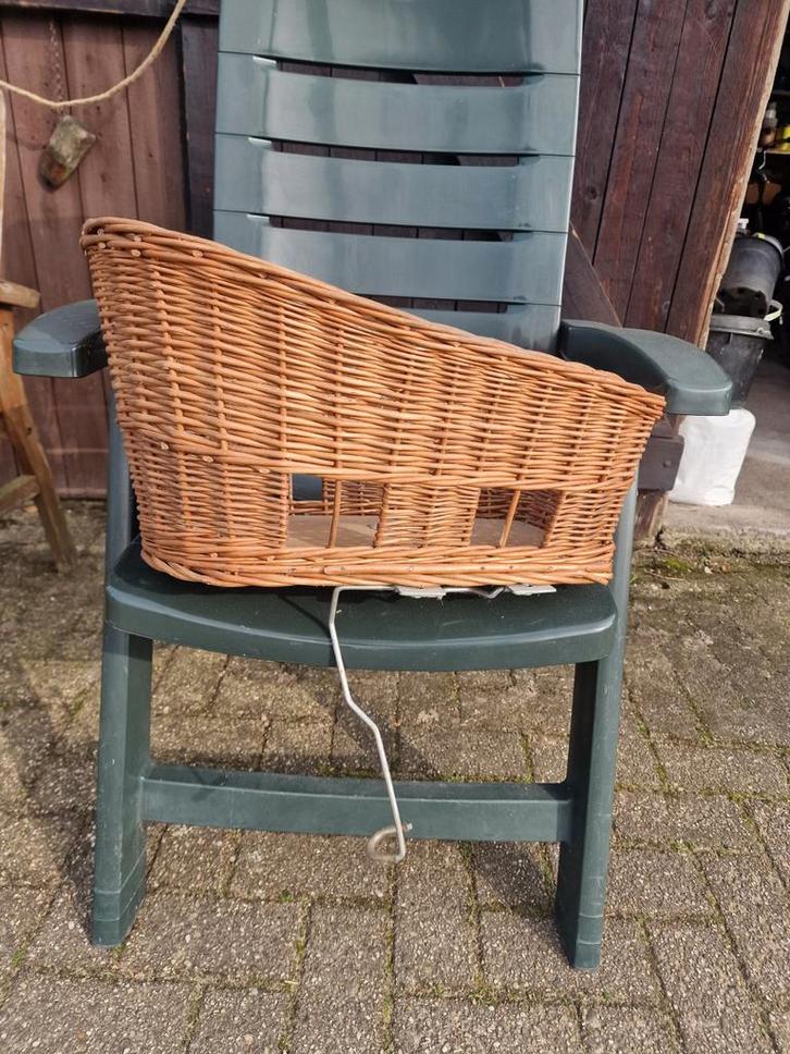Hondenmand voor op fiets, Dieren en Toebehoren, Hondenmanden, Gebruikt, Riet, Ophalen