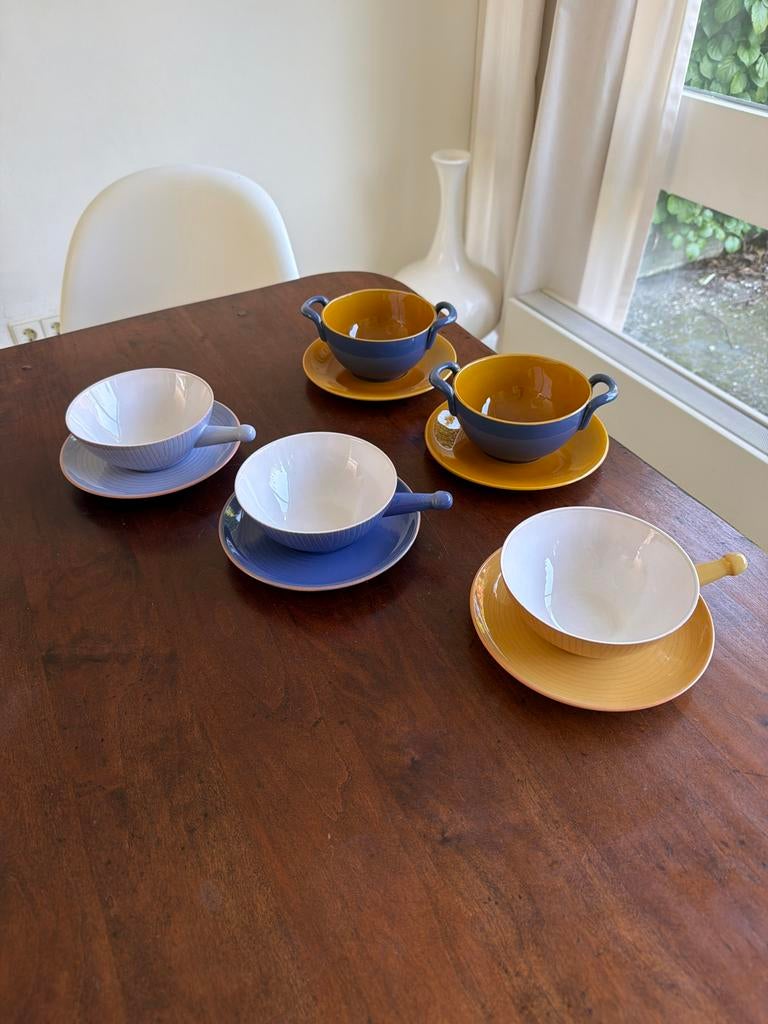 Leuke jaren '70 soepkommen met schotels, Gebruikt, Keramiek, Ophalen of Verzenden, Kom(men)