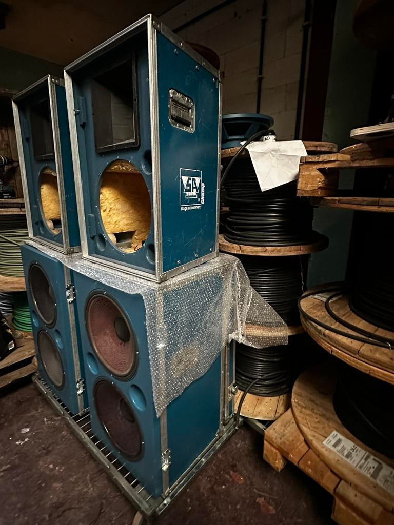 Stage accompany champ series te koop! SUBS REEDS VERKOCHT!, Audio, Tv en Foto, Luidsprekers, Overige merken, Overige typen, Ophalen of Verzenden