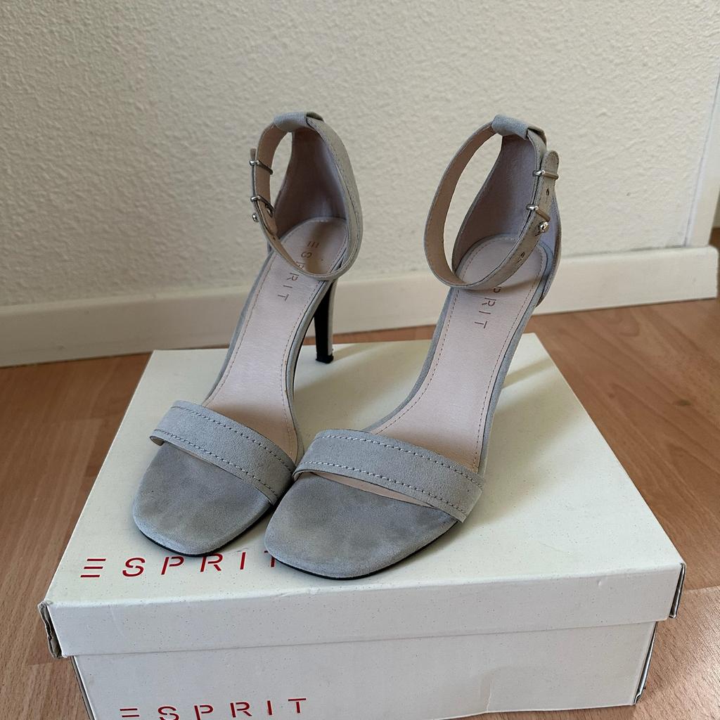 Dames schoenen, licht grijs, esprit, 38, als nieuw, sandalen, Kleding | Dames, Ophalen of Verzenden, Zo goed als nieuw, Grijs