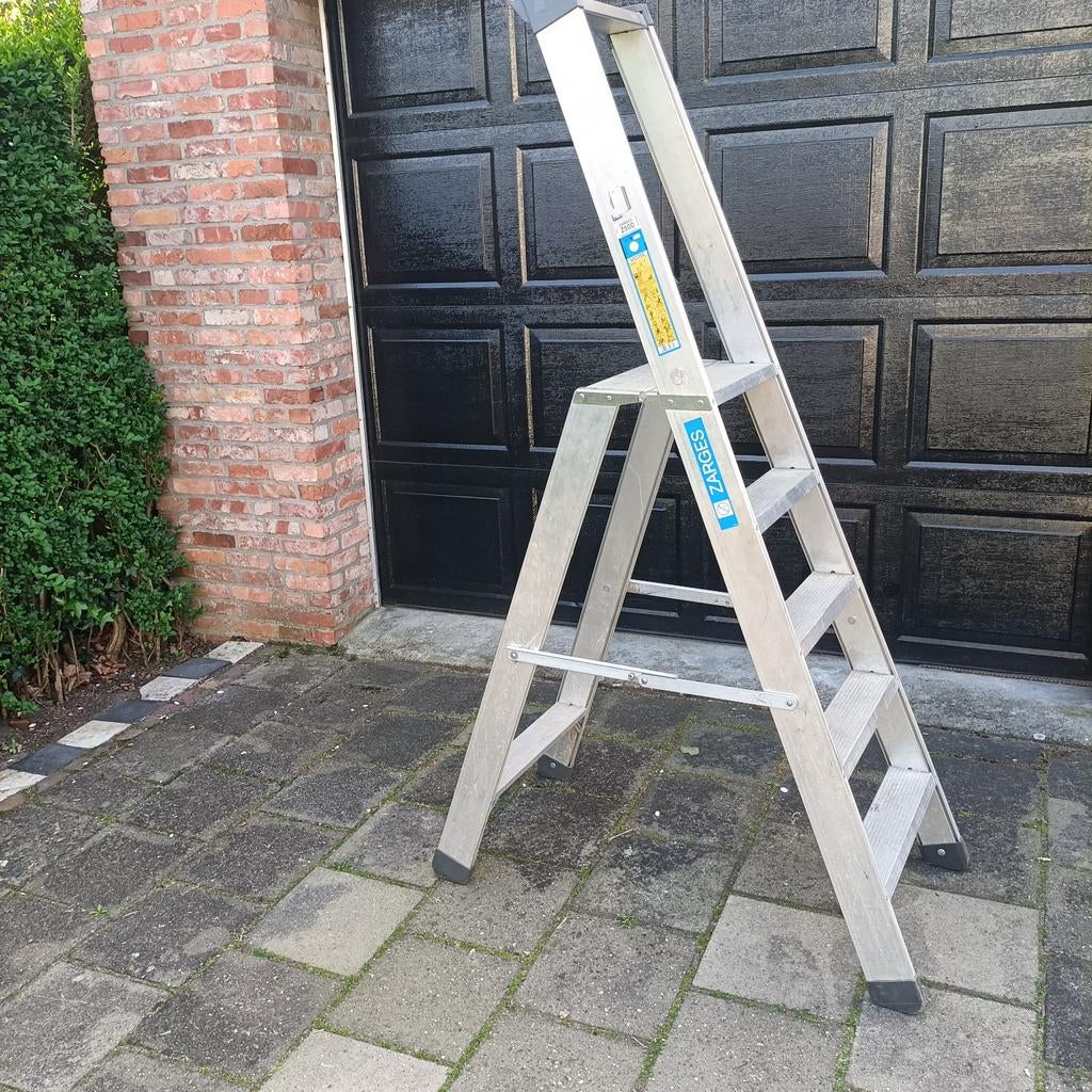 Te koop trapje zarges 500, Doe-het-zelf en Verbouw, Ophalen, Minder dan 2 meter