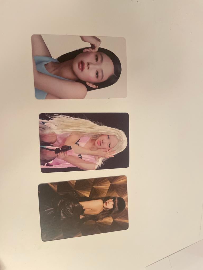 Blackpink photocards, Verzamelen, Rechthoekig Staand, A4 of kleiner, Ophalen of Verzenden, Zo goed als nieuw