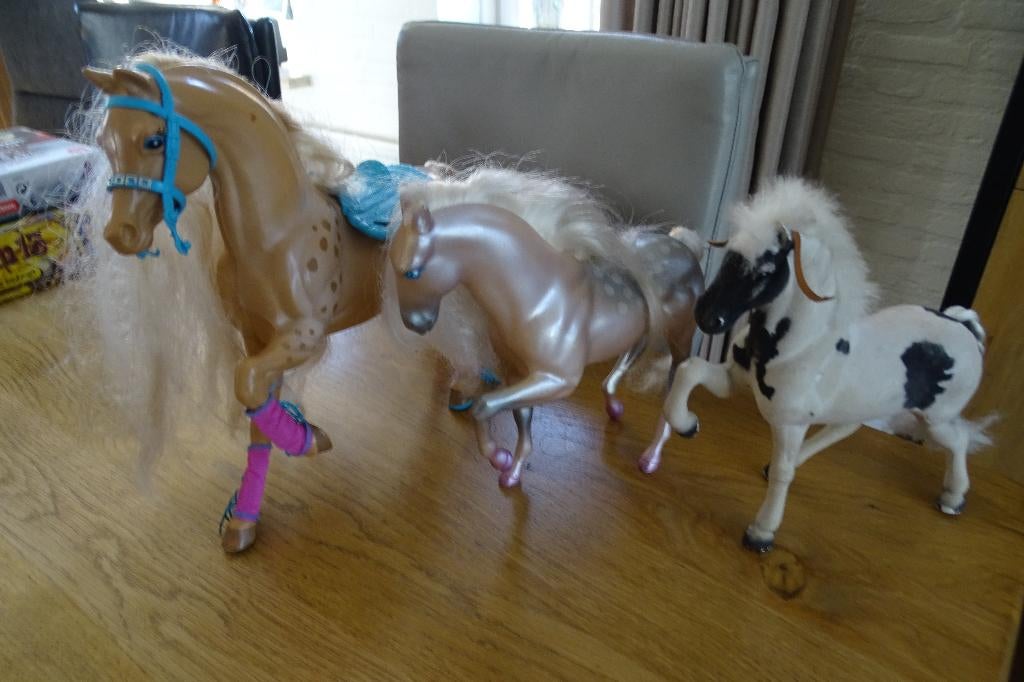 Barbie paarden  3 stuks, Verzamelen, Speelgoed, Ophalen of Verzenden, Zo goed als nieuw