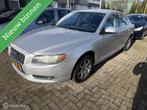 Volvo S80 2.4 D5 NIEUWE APK AUTOMAAT, Auto's, Volvo, Gebruikt, 2000 kg, 14 km/l, Bedrijf