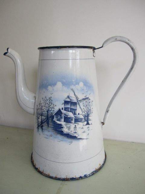 Grijswitte emaille kan met blauwe afbeeldingen landschap, Antiek en Kunst, Antiek | Emaille, Ophalen of Verzenden