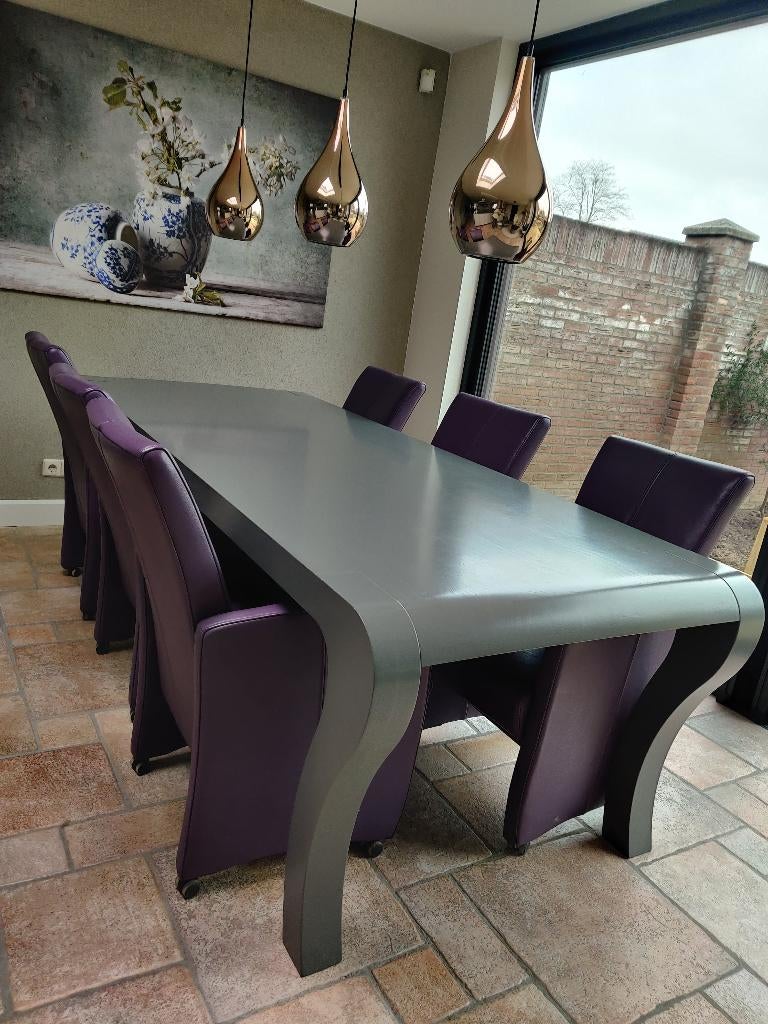 Massieve eikenhouten tafel met 6 paarse leren stoelen, Ophalen, Gebruikt, Eikenhout, 200 cm of meer