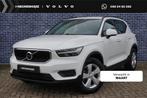 Volvo XC40 1.5 T2 Momentum Core | Stoelverwarming | Camera |, Auto's, Gebruikt, Euro 6, 129 pk, Wit