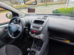Toyota Aygo 1.0-12V, Voorwielaandrijving, Stof, Gebruikt, Zwart