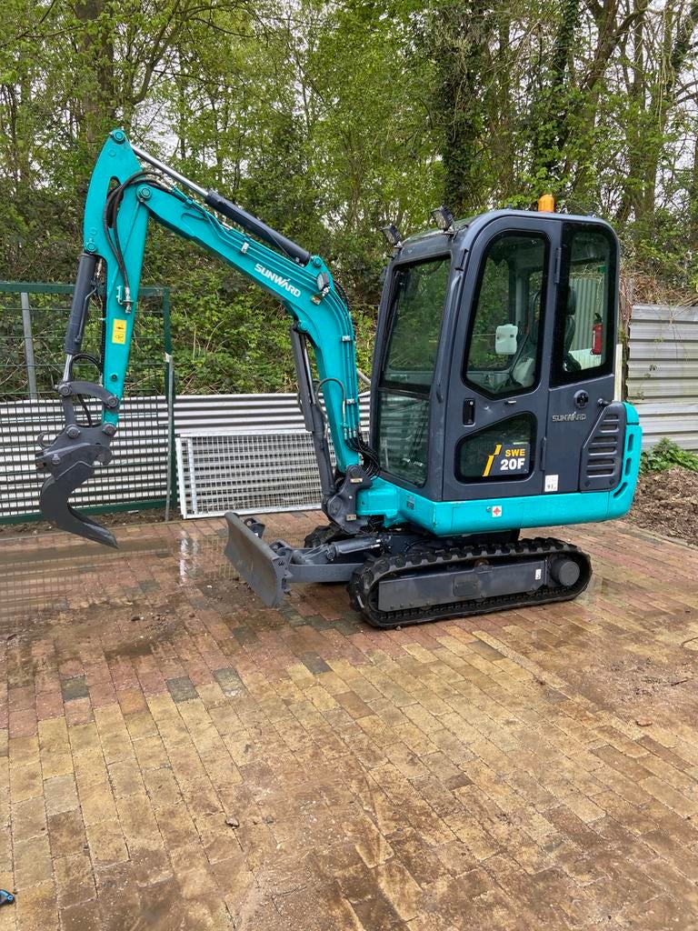 Minigraver huren / te huur, Ophalen of Verzenden