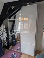 IKEA PAX kast met schuifdeuren en spiegel, 200 cm of meer, 150 tot 200 cm, Zo goed als nieuw, Modern