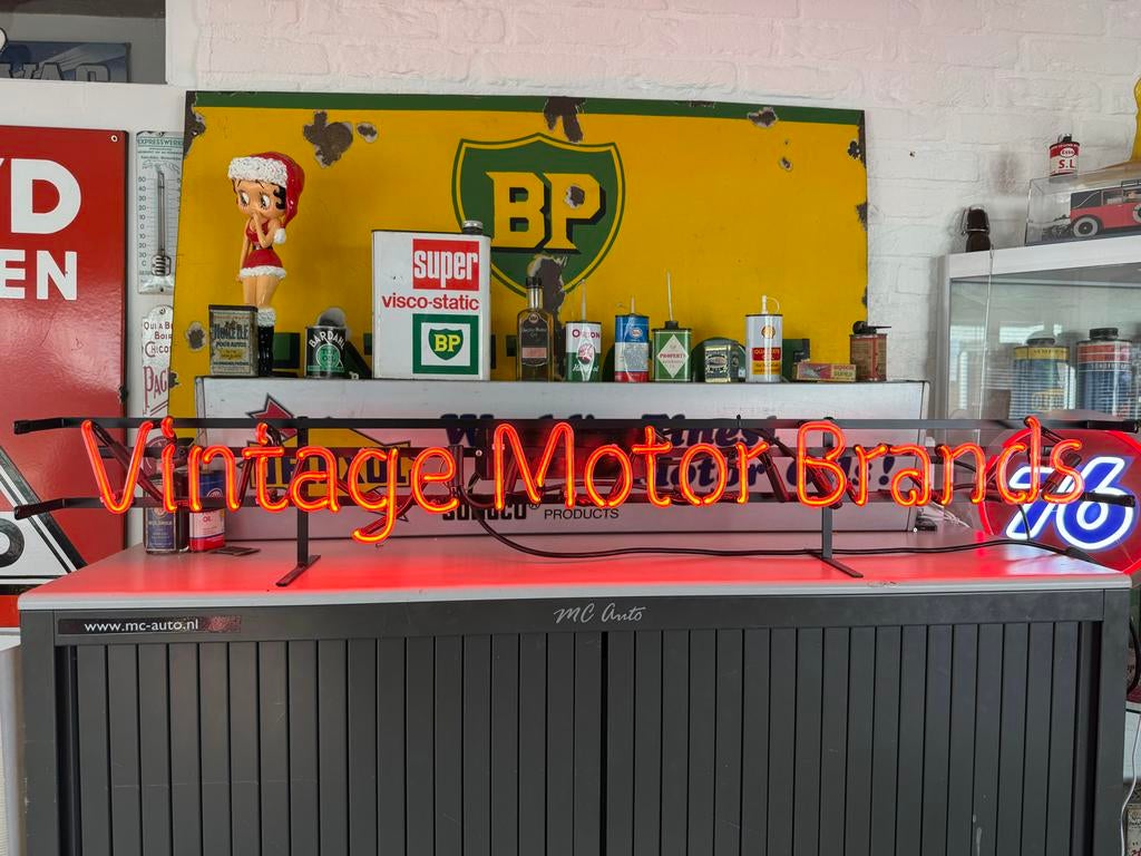 Vintage Motor Brands Neon Reclamebord, Antiek en Kunst, Curiosa en Brocante, Ophalen