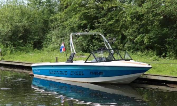 Ski boot Correct Craft Excel - Klassieke inboard, vaarklaar, Watersport en Boten, Motorboten en Motorjachten, Gebruikt, Polyester