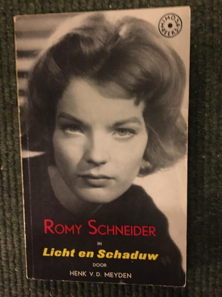 Romy Schneider in Licht en Schaduw ; door Henk vd Meyden, Boeken, Ophalen of Verzenden, Zo goed als nieuw, Henk van der Meijden