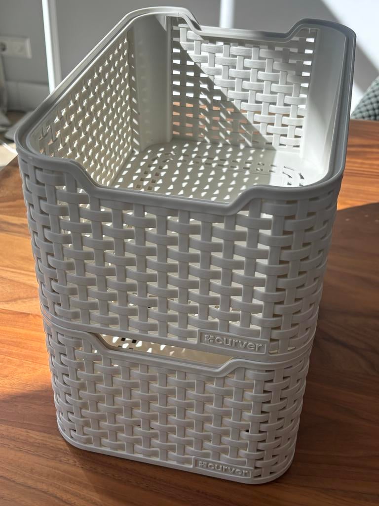 2x Curver Style opbergmand wit SMALL - stapelbaar, Kunststof, Gebruikt, Mand, Ophalen of Verzenden