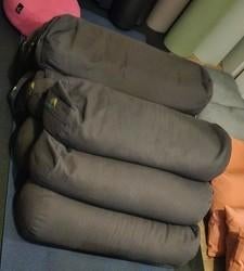 9 bolsters Ecoyogi, Sport en Fitness, Yoga en Pilates, Ophalen, Zo goed als nieuw, Overig