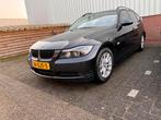 BMW 3-Serie 2.0 318 I Touring 2008, Achterwielaandrijving, Zwart, Zwart, Handgeschakeld