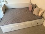 IKEA Hemnes uitschuif bed met 2 matrassen, Ophalen, Wit, Tweepersoons, Zo goed als nieuw