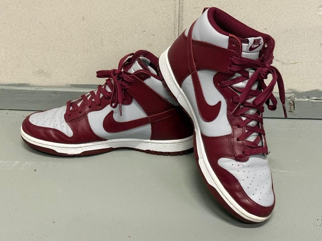 Nike Dunk High - Dark Beetroot maat 44, Overige kleuren, Verzenden, Nike, Sneakers of Gympen