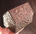 Neogotische juwelenkist met drakendecor, Ophalen of Verzenden