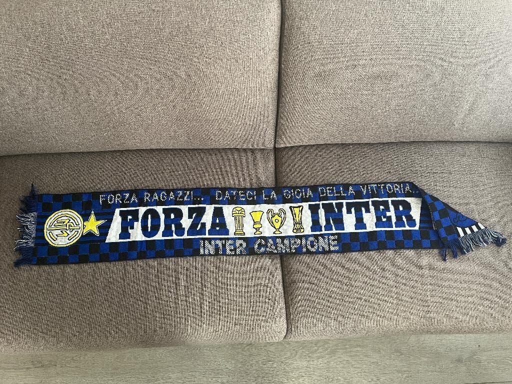 Te koop: Inter Milan sjaal, Verzamelen, Sportartikelen en Voetbal, Ophalen of Verzenden, Zo goed als nieuw, Buitenlandse clubs