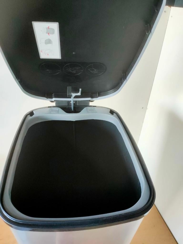 Kis Chic Bin vuilnisbak, pedaalemmer, Ophalen, Kunststof, 50 tot 75 cm, 40 liter of meer