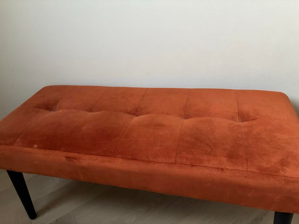 2 bankjes voor bijvoorbeeld eind van het bed, Huis en Inrichting, Banken | Voetenbanken en Poefen, Ophalen, Gebruikt, 100 tot 125 cm