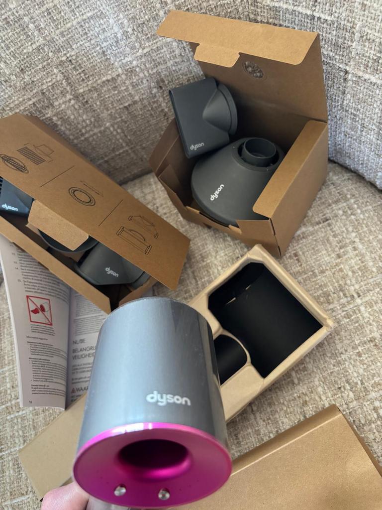 Dyson Supersonic Fohn, Sieraden, Tassen en Uiterlijk, Uiterlijk | Haarverzorging, Ophalen of Verzenden, Nieuw, Föhn of Haardroger