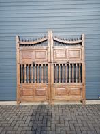 Antieke teakhouten deur met spijlen en ijzerwerk punten, Ophalen of Verzenden, Gebruikt