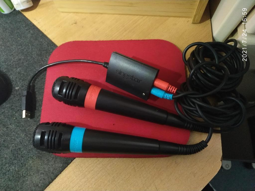 Ps 2 Singstar Microfoons met Adapter, Spelcomputers en Games, Muziek, Gebruikt, Ophalen of Verzenden, 3 spelers of meer