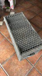 Grote rotan kist. Grijs geverfd. 80x40x40, Ophalen, Zo goed als nieuw, 50 tot 100 cm, Minder dan 50 cm