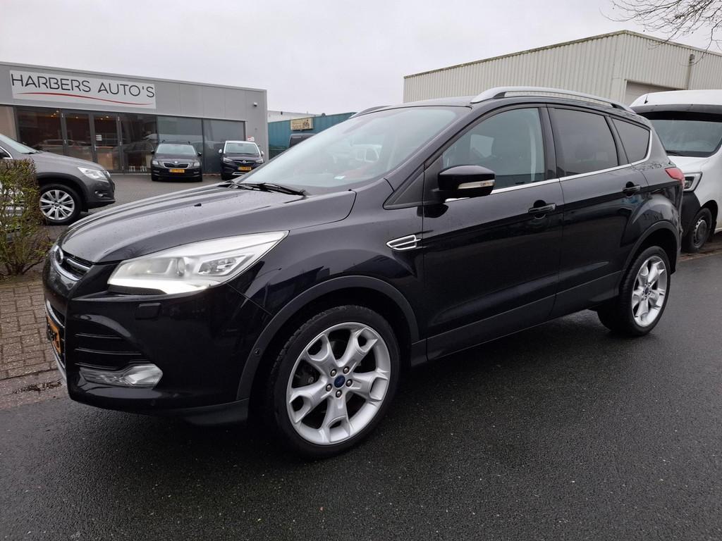 Ford KUGA 1.6 Titanium Plus 4WD CLIMA/CRUISE/NAVI/19INCH!, Auto's, Ford, Gebruikt, Zwart, 4 cilinders, Leder en Stof