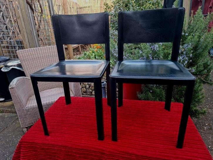 2 x matteo grassi leer stoelen, zwart, vintage, jaren 70, Ophalen