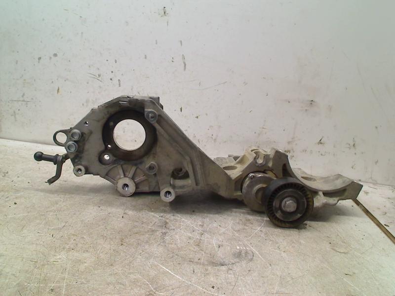 Dynamo Steun Volkswagen Polo V (6R) 2014 03L903143, Gebruikt, Volkswagen, Volkswagen AG, Kundenbetreuung@volkswagen.de