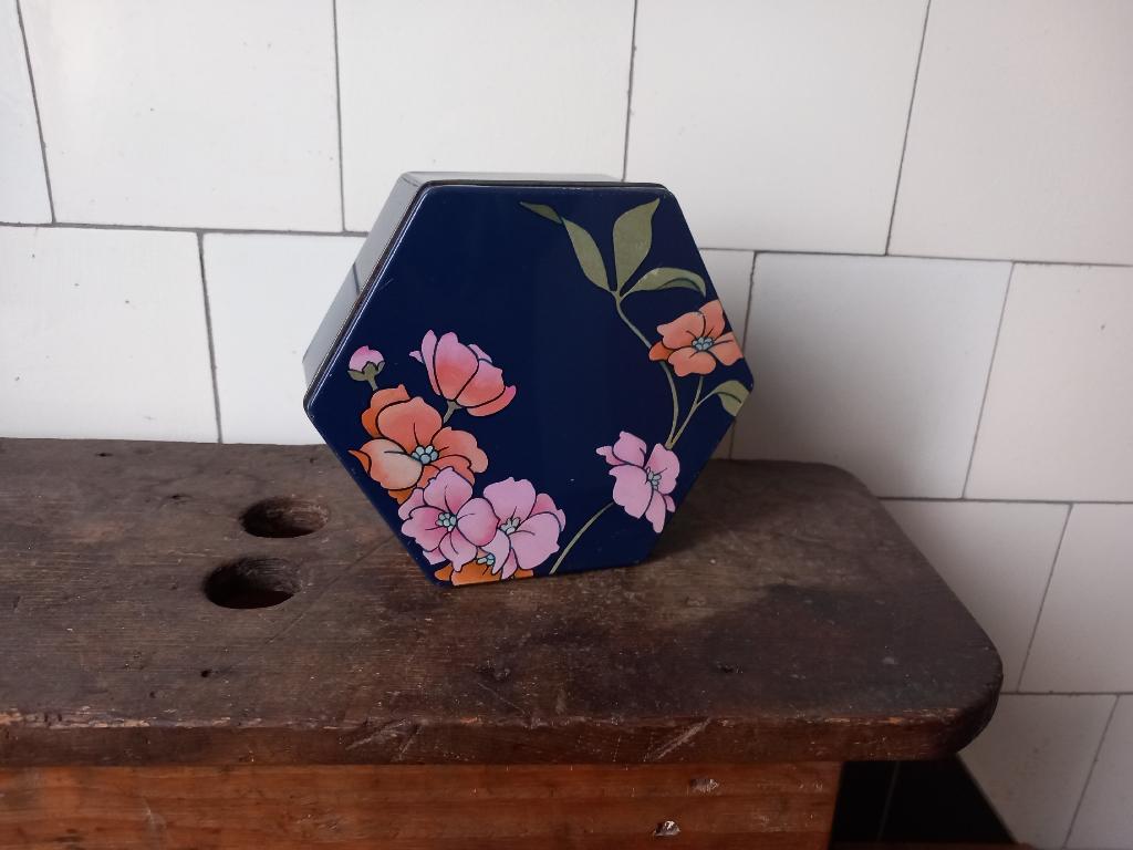 mooi brocante blik, vintage koekblikje trommeltje Frankrijk, Ophalen of Verzenden
