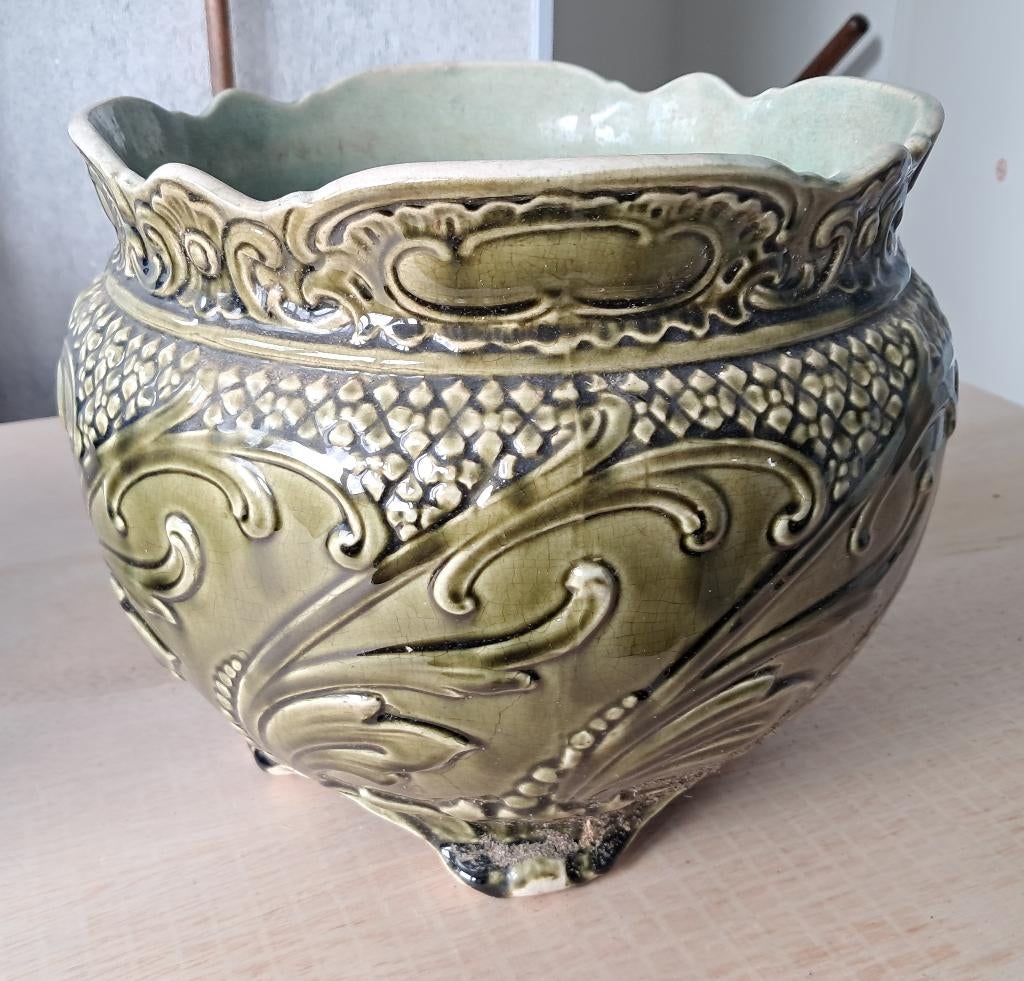 Bloempot kenmerken Art Nouveau (Jugendstil) stijl, Antiek en Kunst, Antiek | Keramiek en Aardewerk, Ophalen of Verzenden