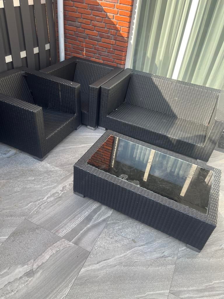 Zwarte Wicker Loungeset met Glazen Salontafel, Tuin en Terras, Tuinsets en Loungesets, Ophalen, 4 zitplaatsen, Gebruikt, Loungeset