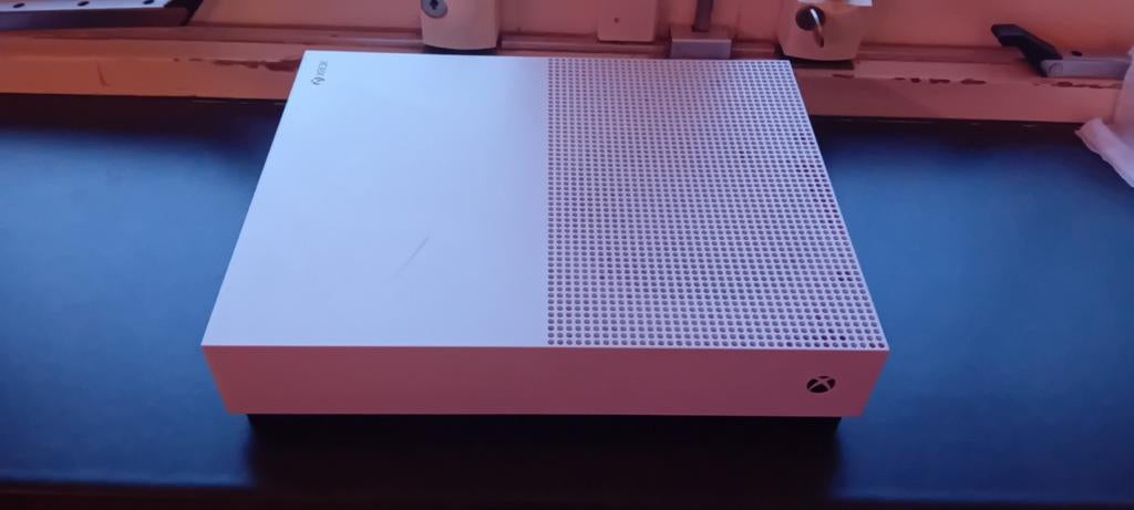 Xbox One S All-Digital Edition - Wit, Spelcomputers en Games, Spelcomputers | Xbox One, Gebruikt, Xbox One S All-digital, Ophalen of Verzenden