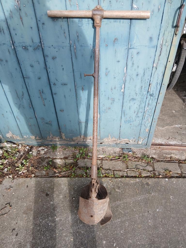 Grondboor antiek, Tuin en Terras, Hand-tuingereedschap, Ophalen, Grondboor
