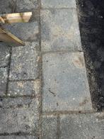 Gebruikte betonnen stenen voor vrijdag ophalen., Tuin en Terras, Tegels en Klinkers, Ophalen, Gebruikt, Minder dan 5 m², Beton