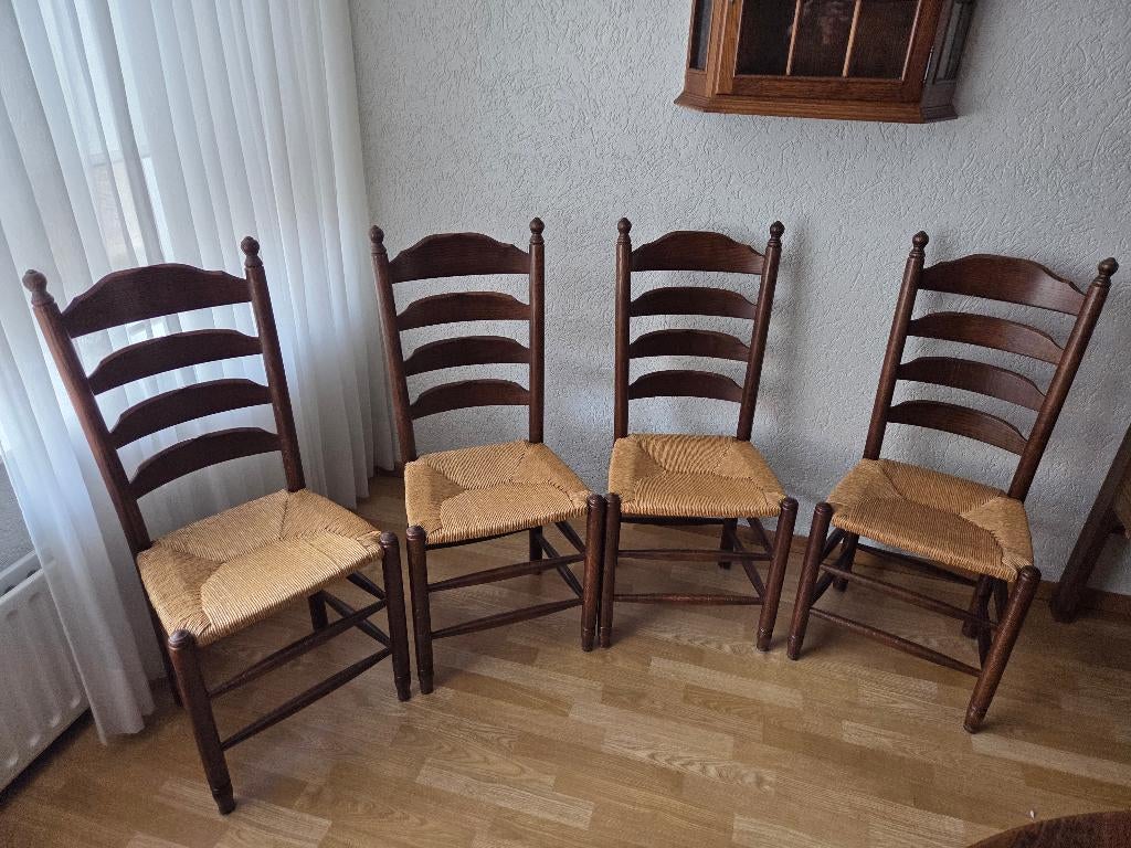 4 eetkamerstoelen hout, biezen zitting (ladderback) / stoel, Huis en Inrichting, Stoelen, Ophalen, Gebruikt, Bruin, Hout