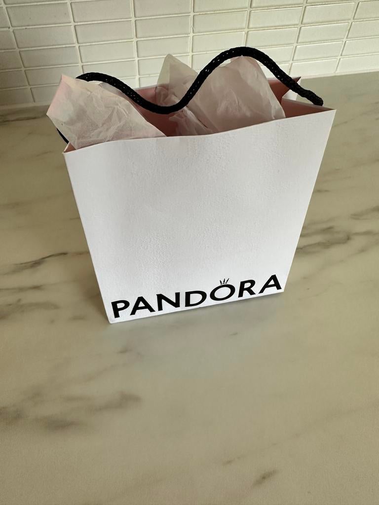 Marvel - Spider-Man Pandora armband, Nieuw, Ophalen of Verzenden, Met bedels of kralen, Rood