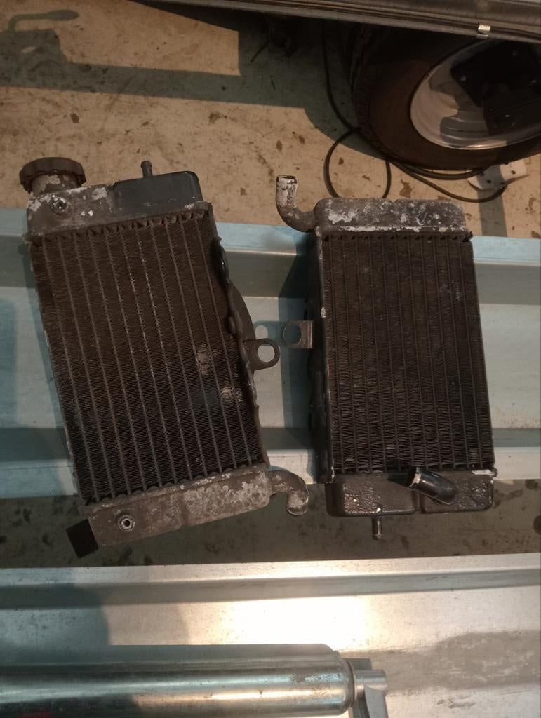 Honda Africa twin xrv 750 rd07a radiatoren radiateur, Ophalen of Verzenden