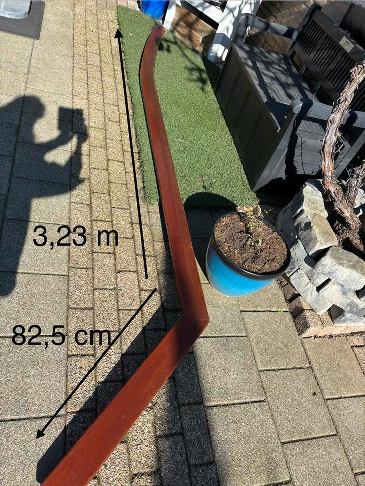 Meranti trapleuning inclusief bevestigingsmateriaal, Doe-het-zelf en Verbouw, Ladders en Trappen, Gebruikt, Trap, 4 meter of meer