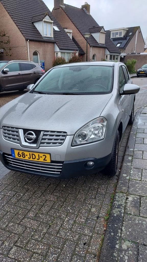 Nissan Qashqai 1.6 2WD 2009 Grijs Wisselmotor 2024 140.257km, Voorwielaandrijving, 1272 kg, 15 km/l, 4 cilinders